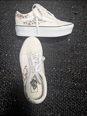 Vans Platform Old Skool Floral Cream Women's Sneakers